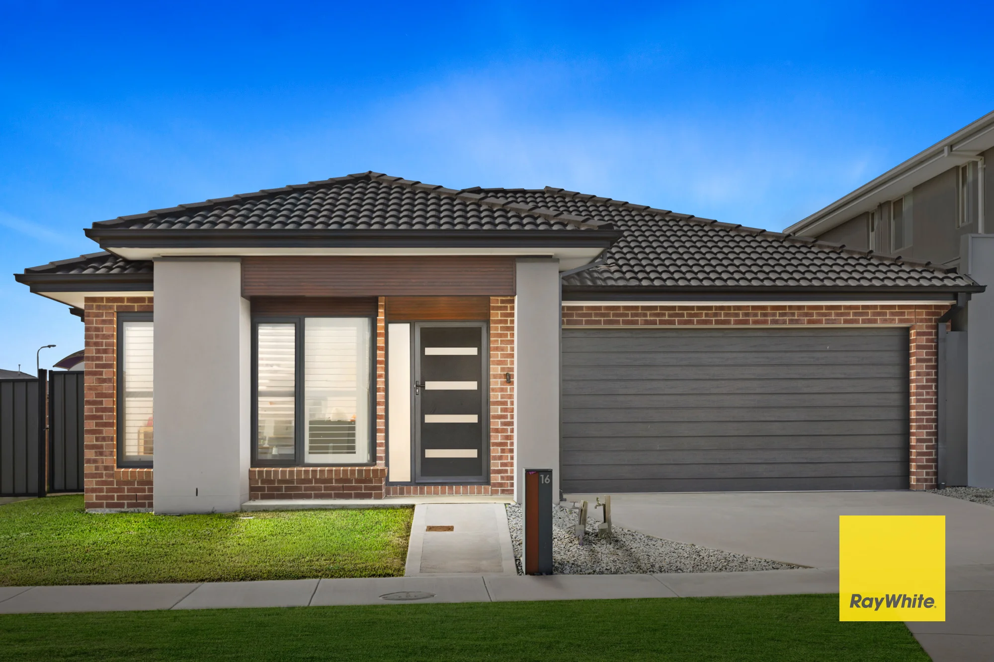 16 Edgedell Avenue, Kalkallo, Vic 3064