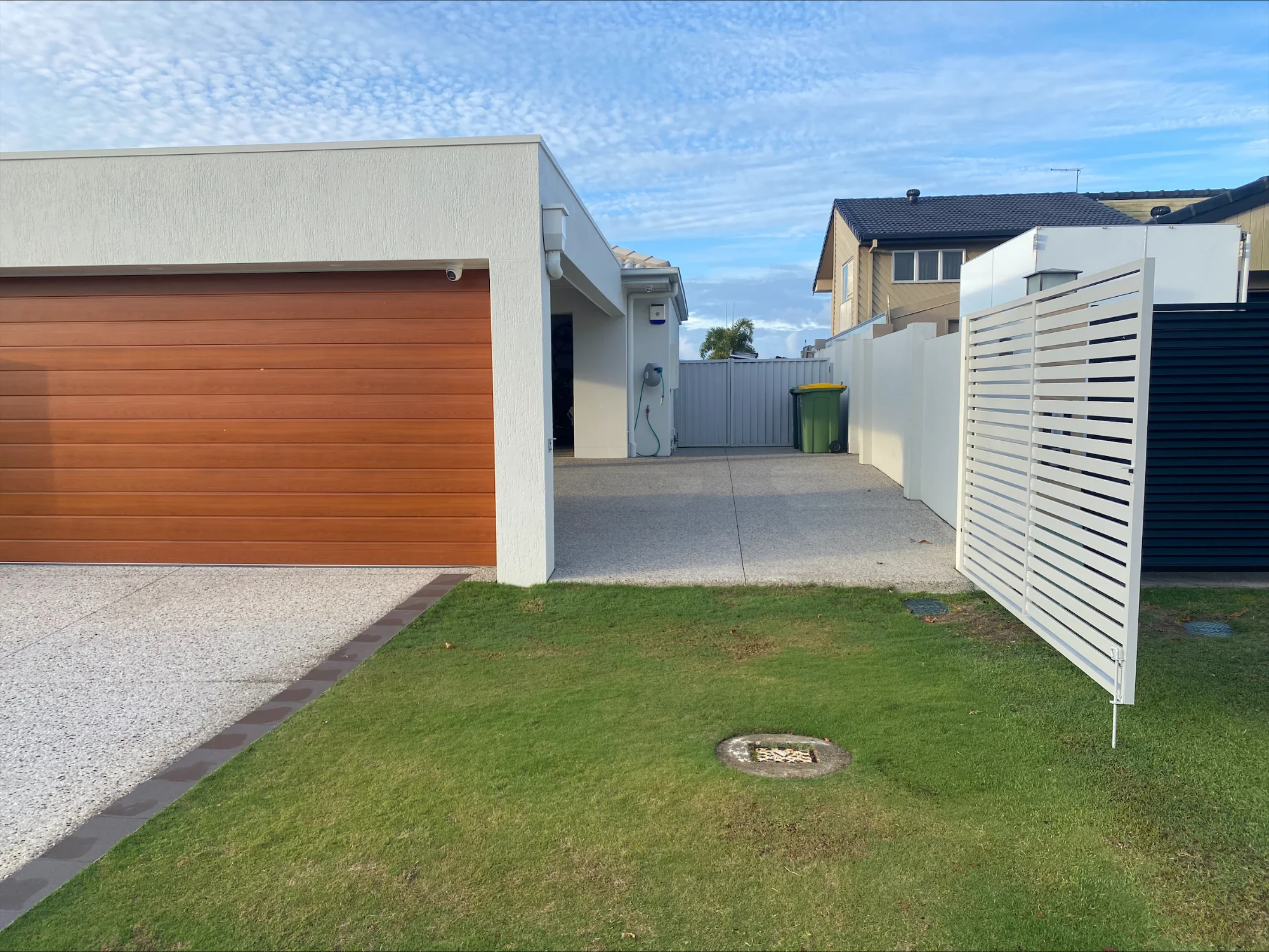 16 Erave Avenue, Runaway Bay, Qld 4216