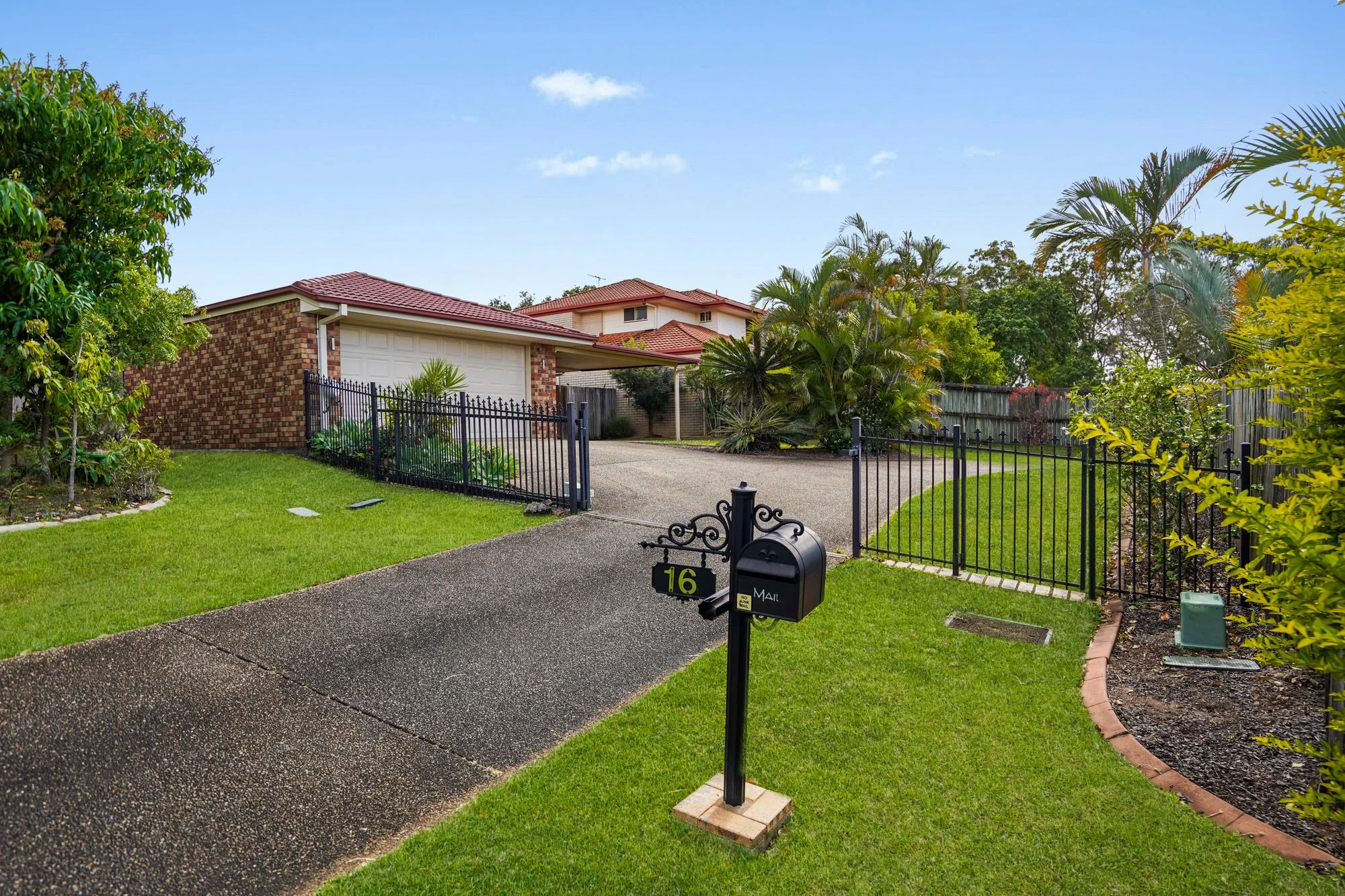 16 Faraday Court, Kallangur, Qld 4503