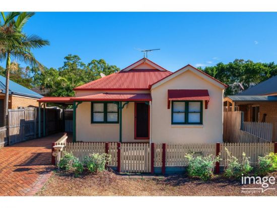 16 Hannam Cres, Forest Lake, Qld 4078