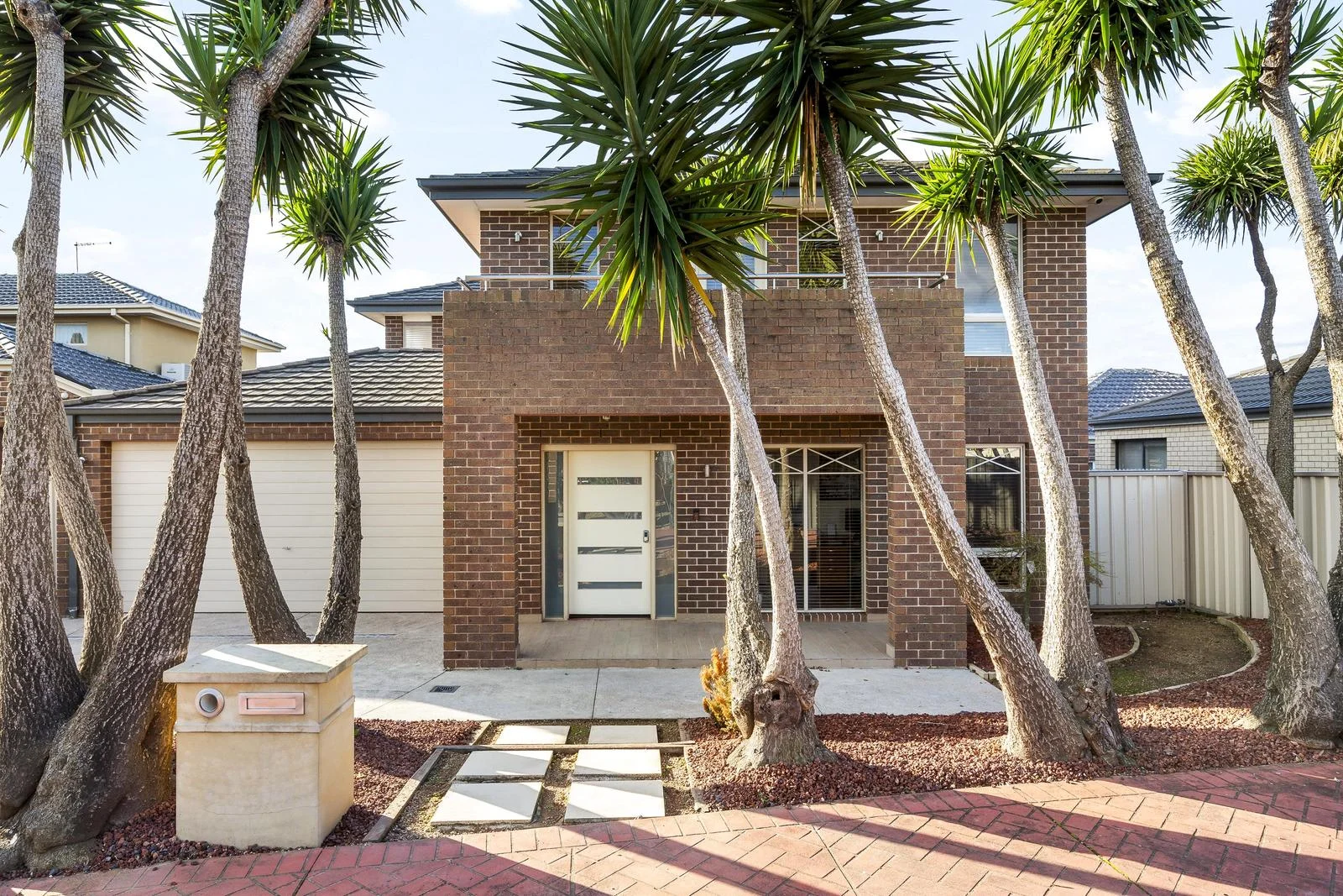16 Holly Court, Gowanbrae, Vic 3043