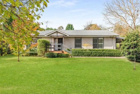 16 Holly Street, Bowral, NSW 2576