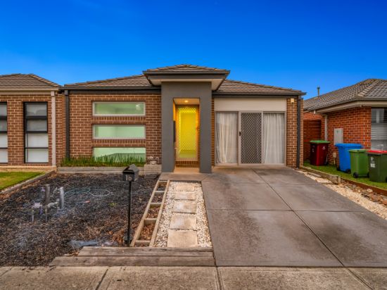 16 Illawarra Avenue, Clyde, Vic 3978