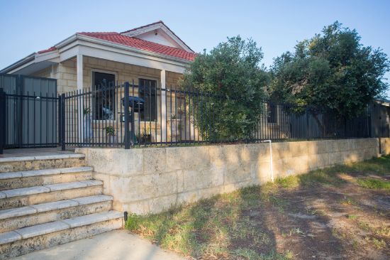 16 Kingaroy Drive, Baldivis, WA 6171