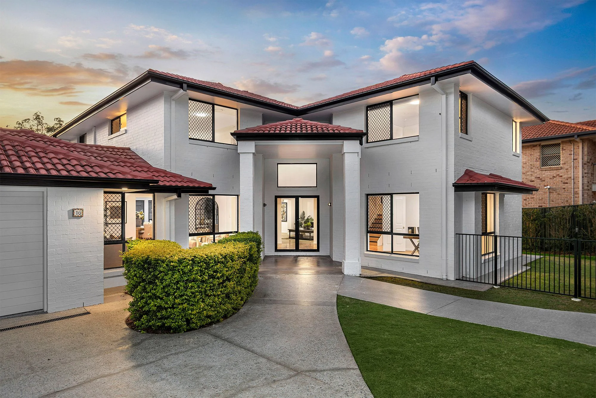 16 Knightsbridge Place, Bridgeman Downs QLD 4035