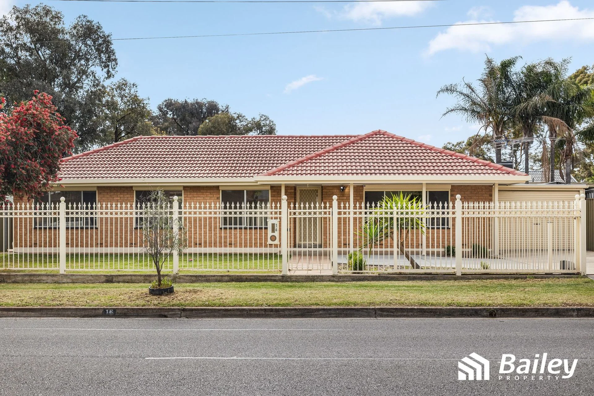 16 Lynnette Lane, Salisbury Downs, SA 5108