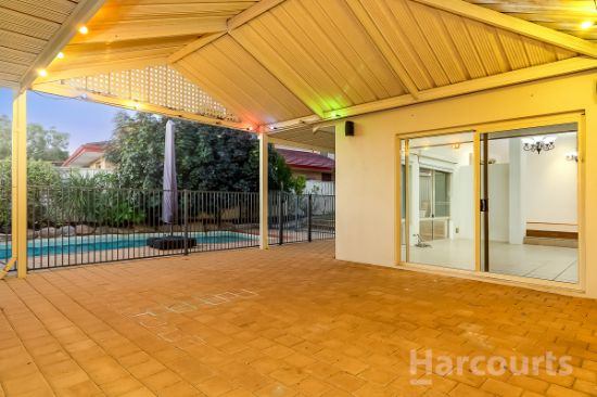 16 Raffles Court, Currambine, WA 6028