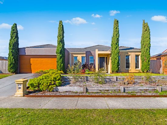 16 THE BELFRY, Cranbourne, Vic 3977