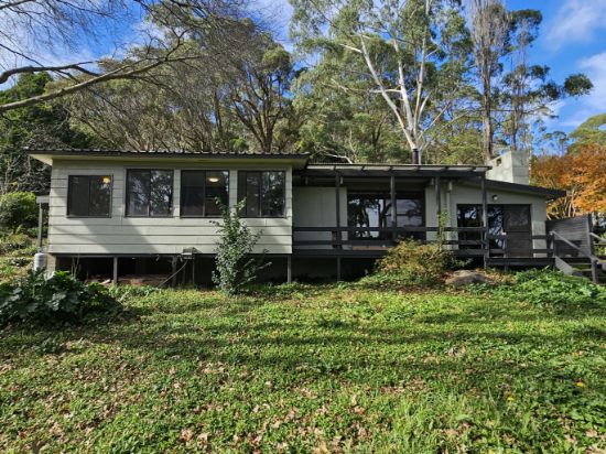 16 Tulloona Avenue, Bowral, NSW 2576