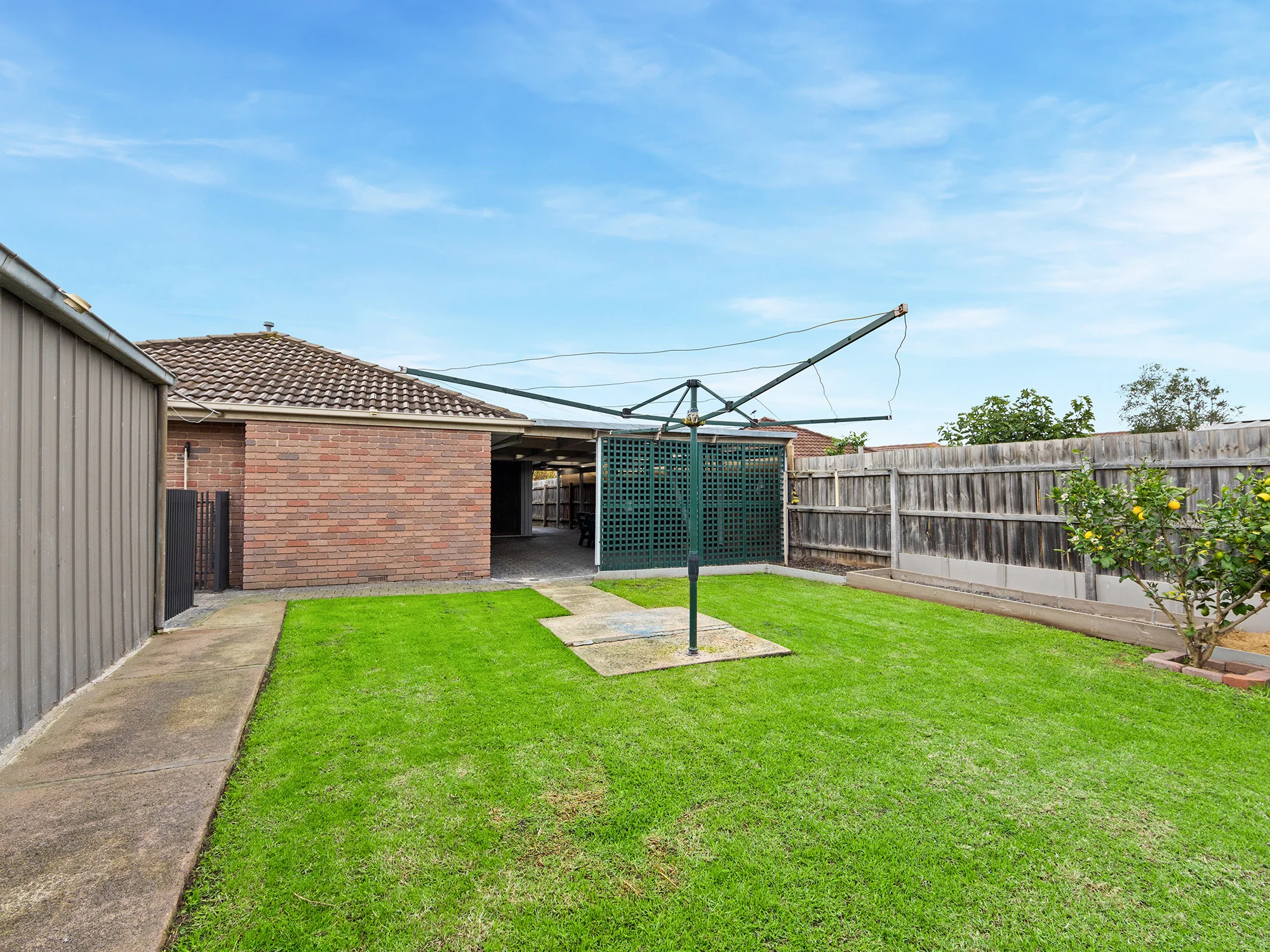 16 Valewood Drive, Kealba, Vic 3021