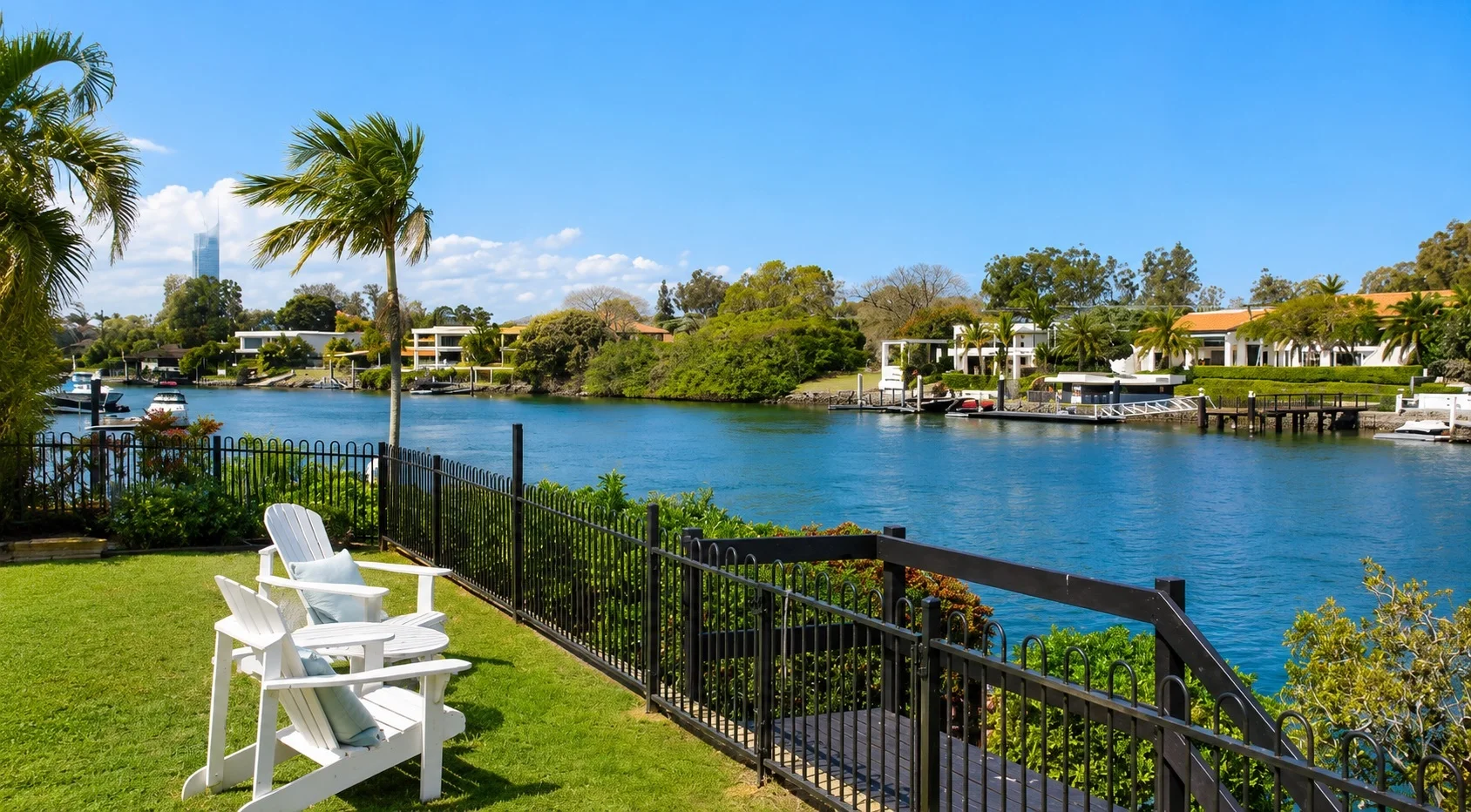 16 Wallaby Place, Sorrento, Qld 4217