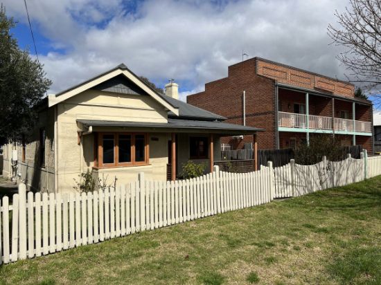 164 Havannah Street, Bathurst, NSW 2795