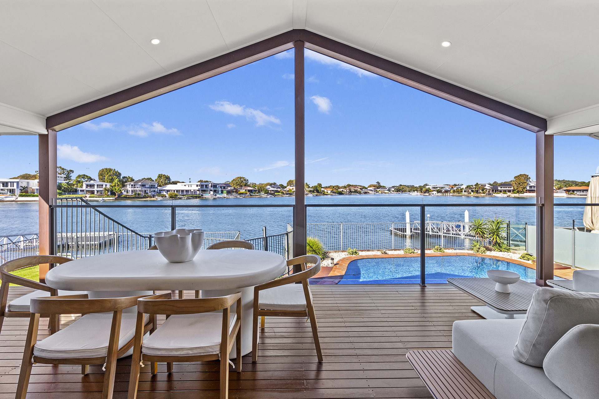 166 Tallebudgera Drive, Palm Beach, Qld 4221 166 Tallebudgera Drive, Palm Beach, Qld 4221
