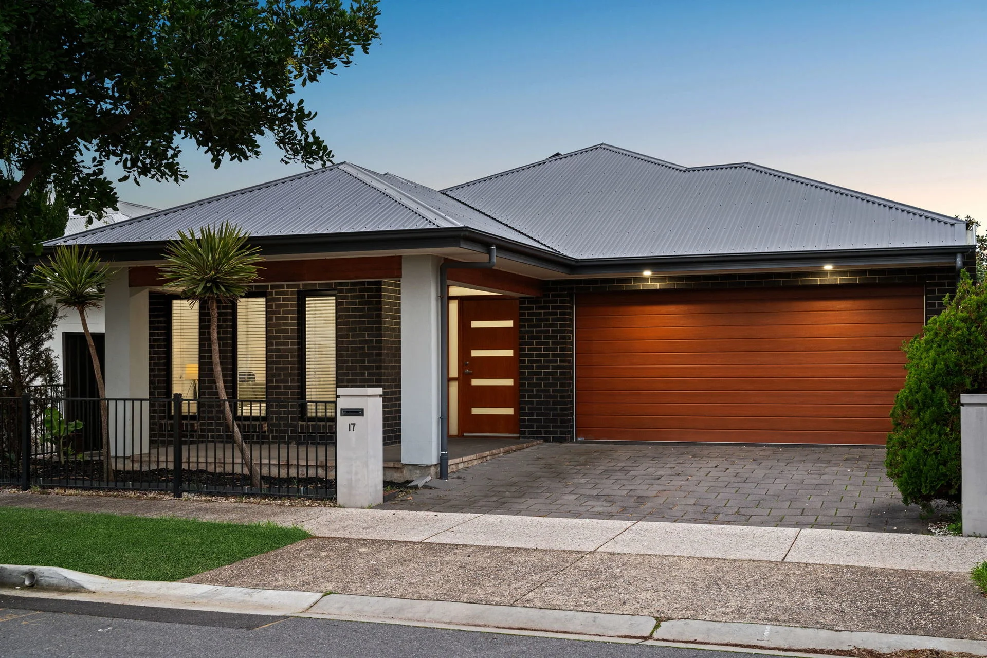 17 Broadstock Street, Lightsview, SA 5085