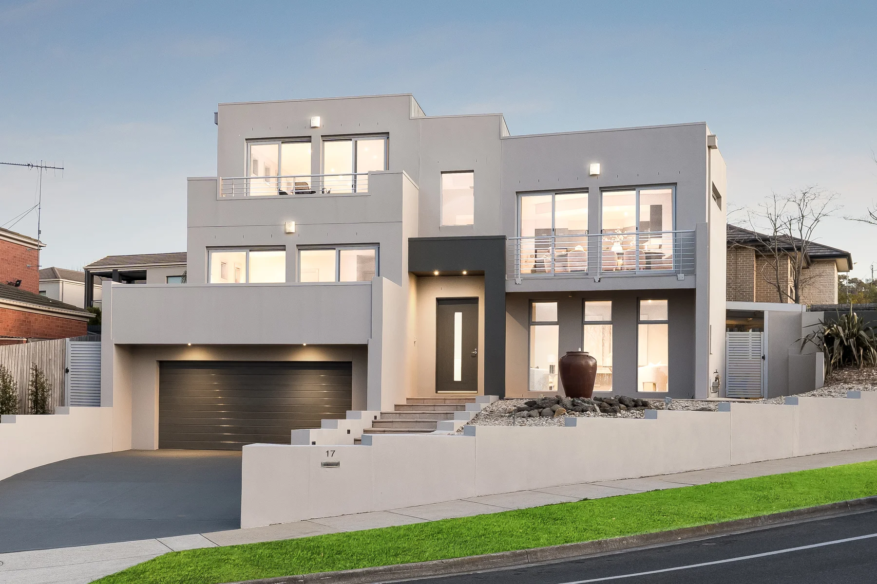 17 Carroll Road, Highton, Vic 3216