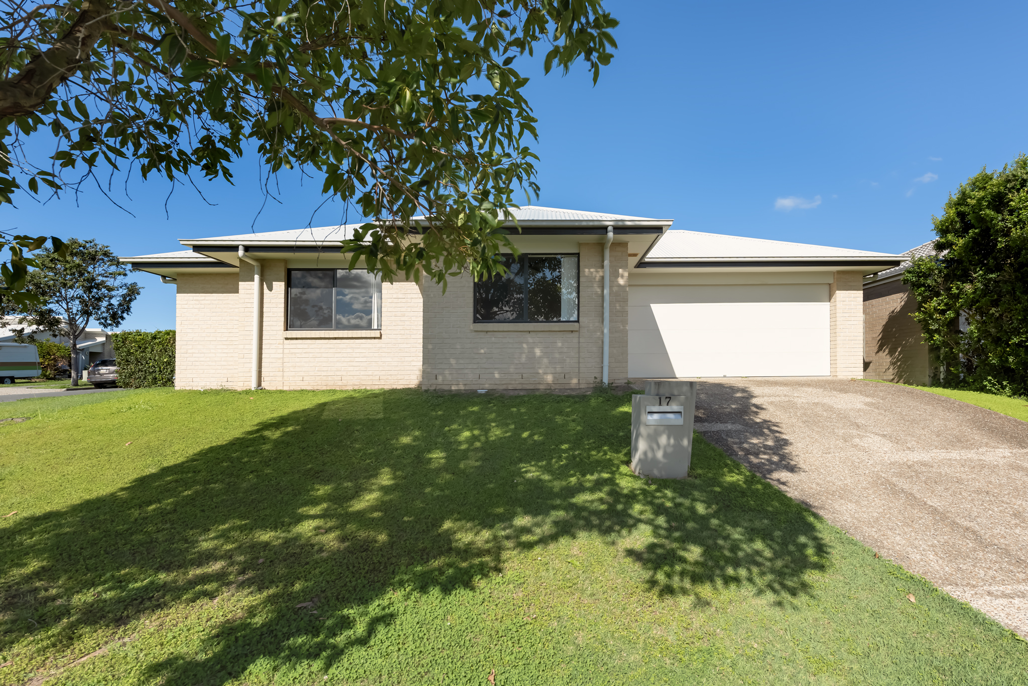 17 Charles Avenue, Pimpama, Qld 4209 17 Charles Avenue, Pimpama, Qld 4209