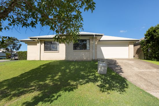 17 Charles Avenue, Pimpama, Qld 4209