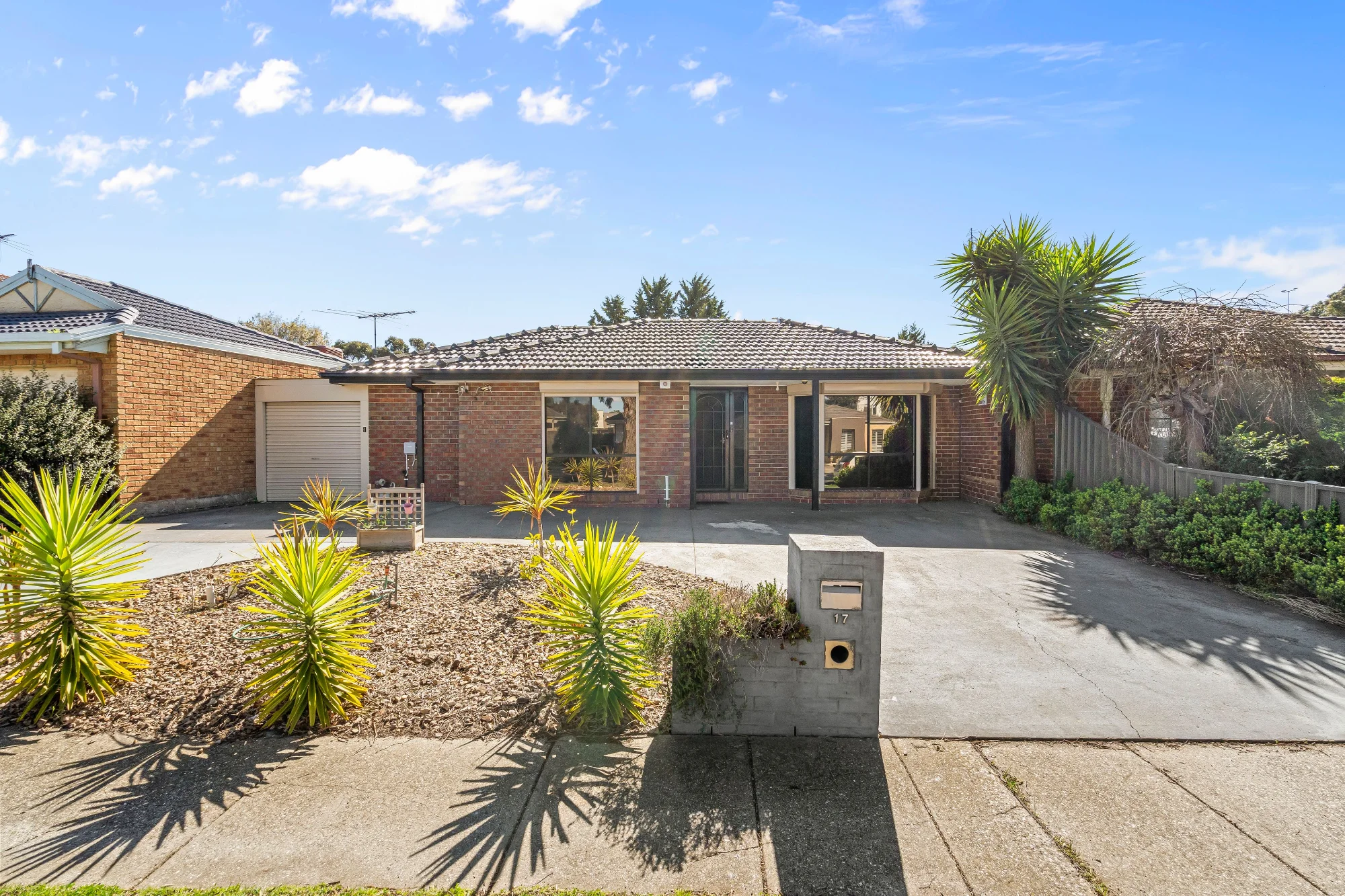 17 Cleeland Court, Roxburgh Park VIC 3064