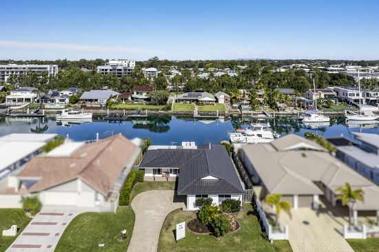 17 Compass Court, Raby Bay, Qld 4163