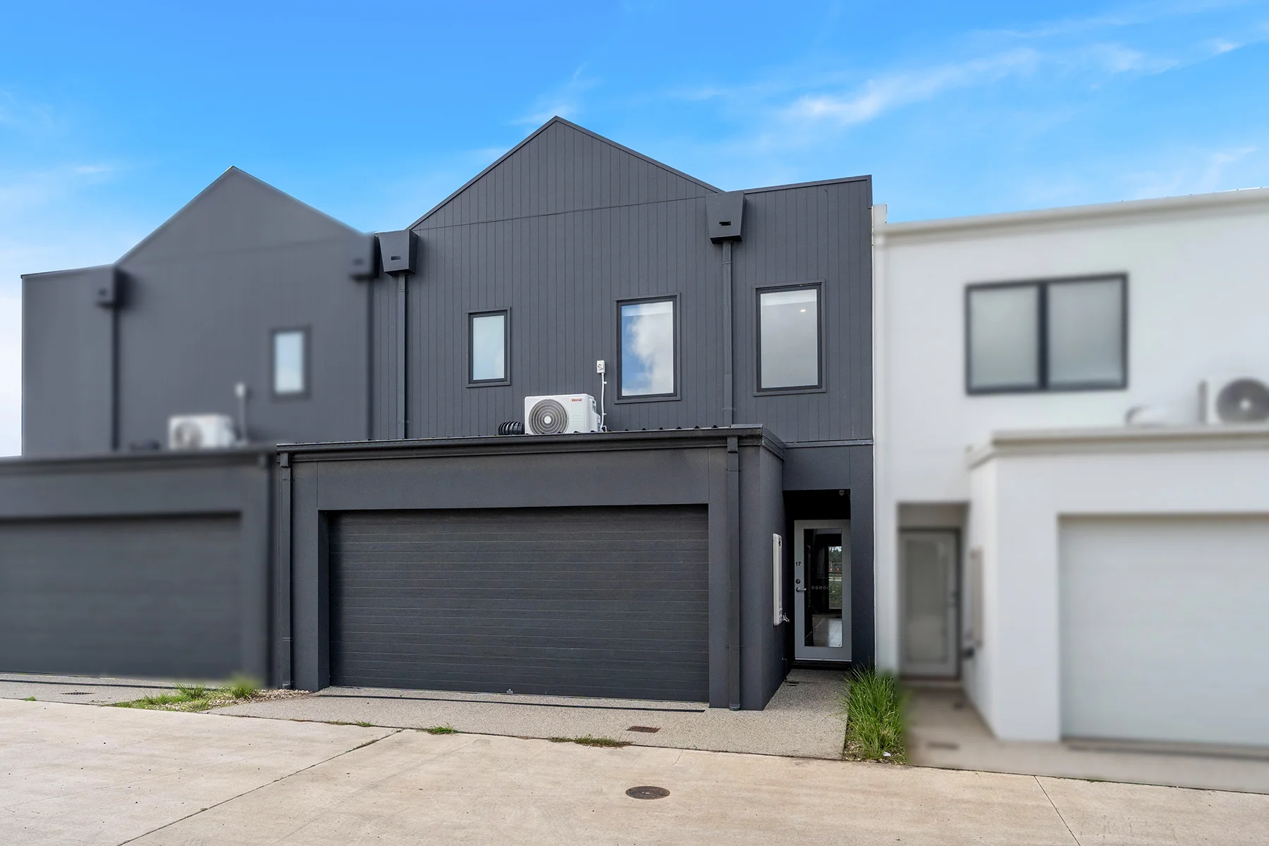 17 Coronation Walk, Kalkallo, Vic 3064