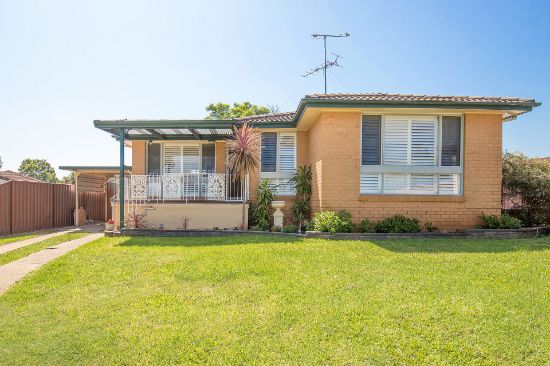 17 Cromarty Place, St Andrews, NSW 2566