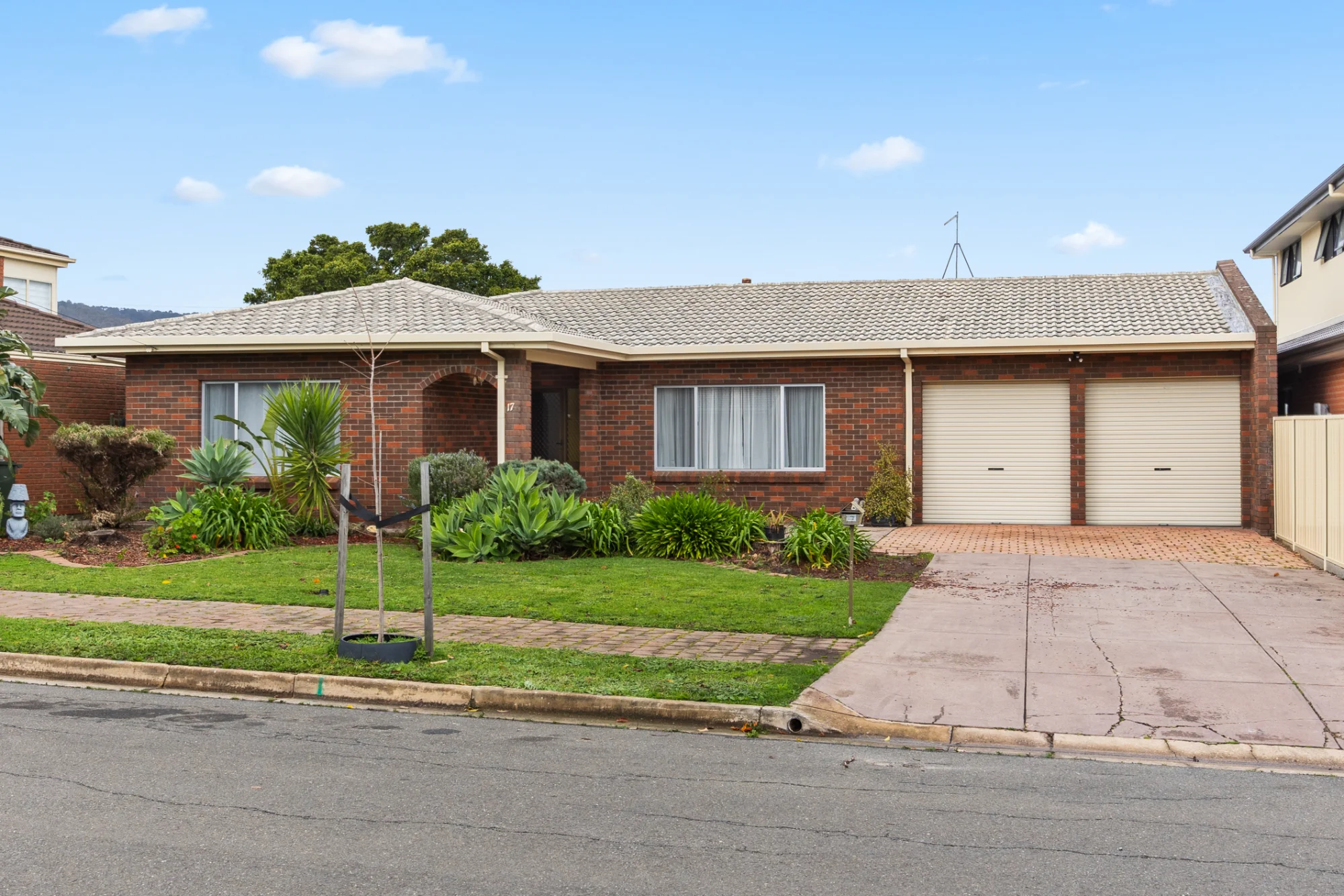 17 Heggaton Terrace, Newton, SA 5074