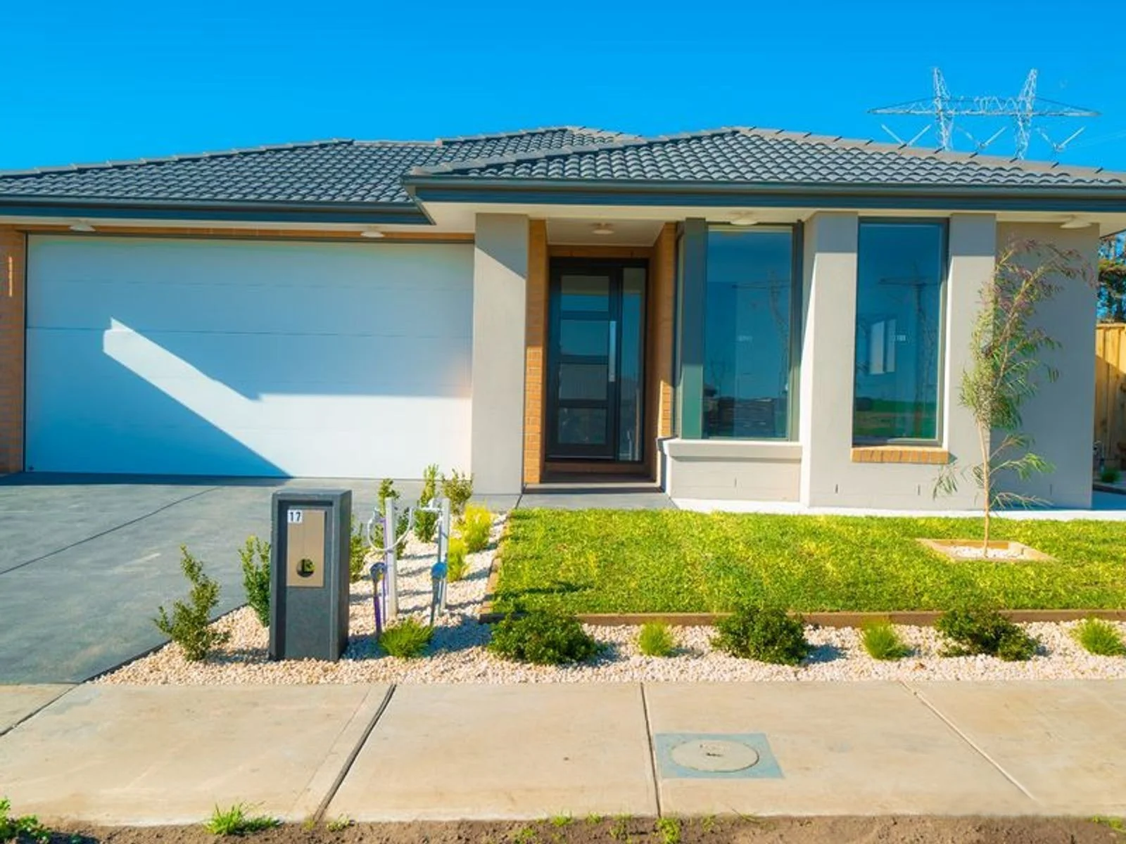 17 Kelan Street, Clyde North, Vic 3978