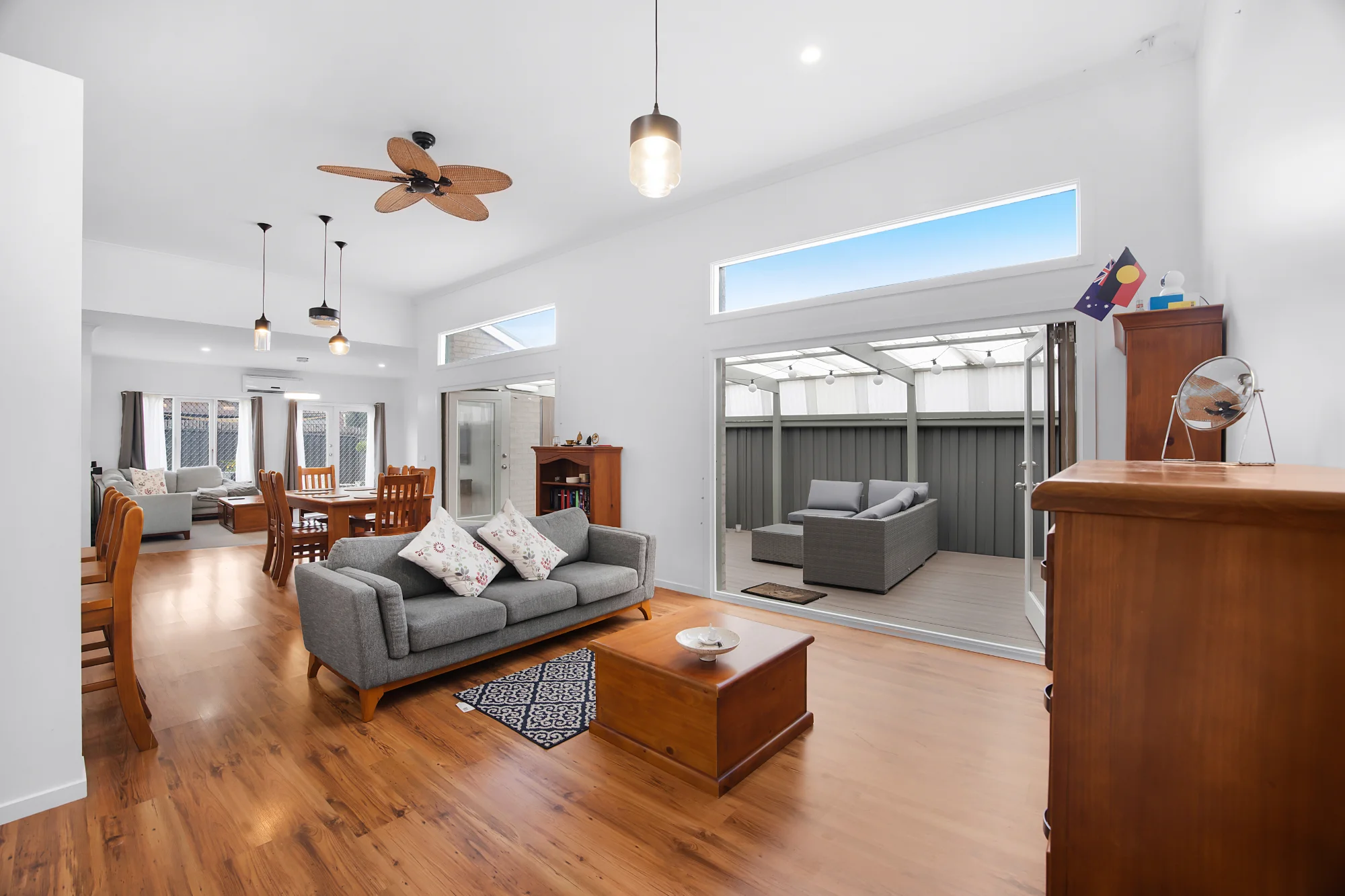 17 Mayesbrook Road, Manor Lakes, Vic 3024
