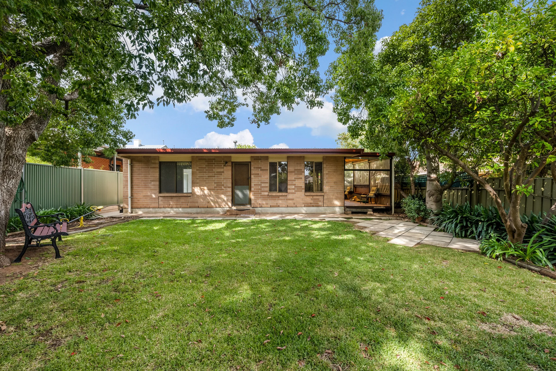 17 North Parade, Kingswood, SA 5062