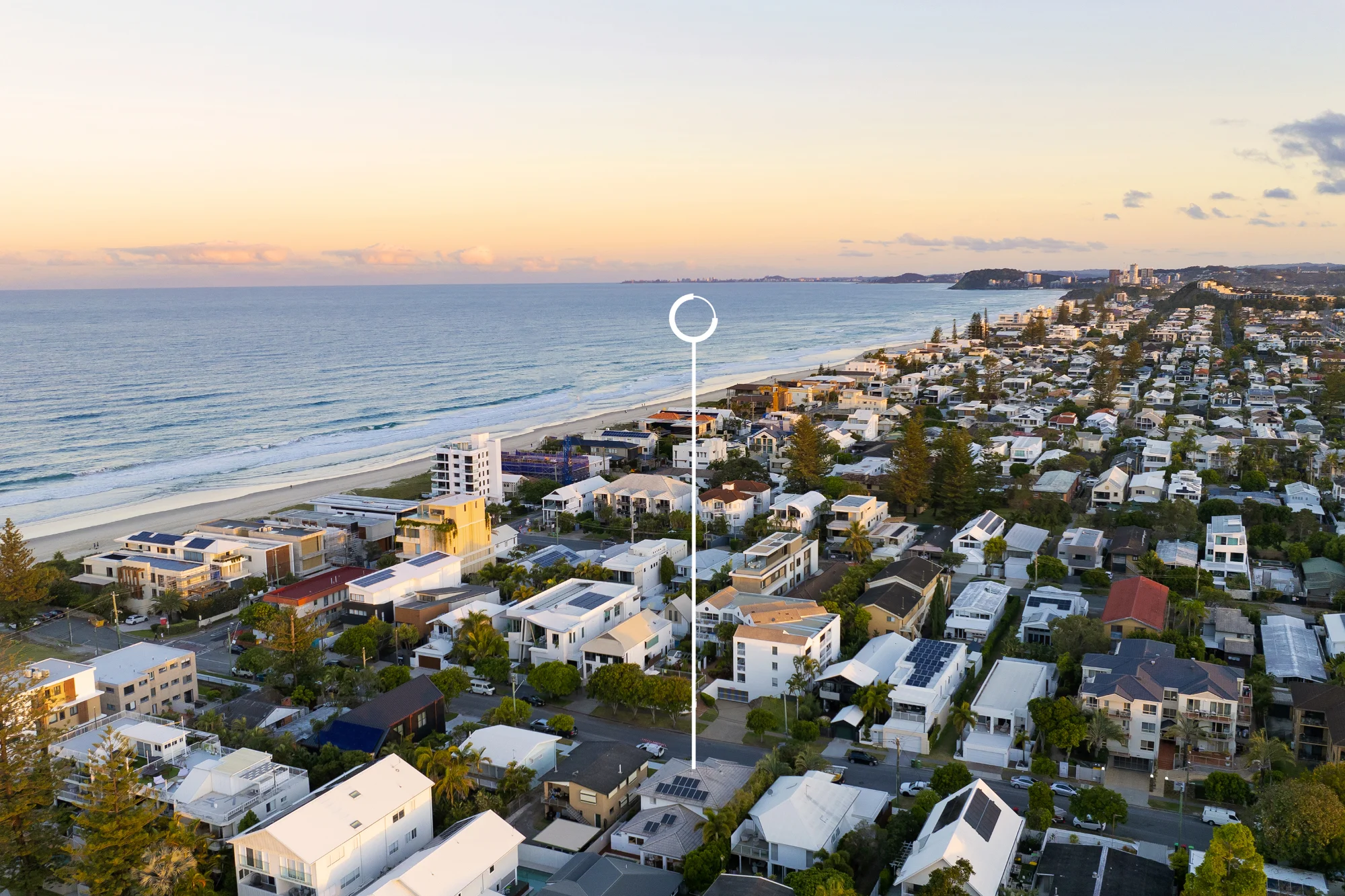 17 Ocean Street, Mermaid Beach, Qld 4218