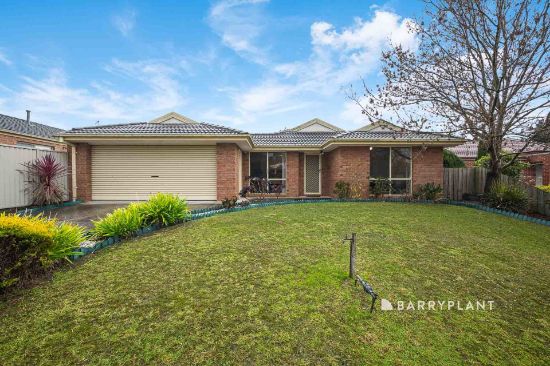 17 Pownceby Court, Pakenham, Vic 3810