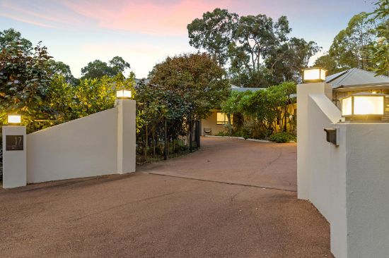 17 Protector Grove, Roleystone, WA 6111