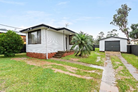 17 Ruswell Avenue, Warners Bay, NSW 2282