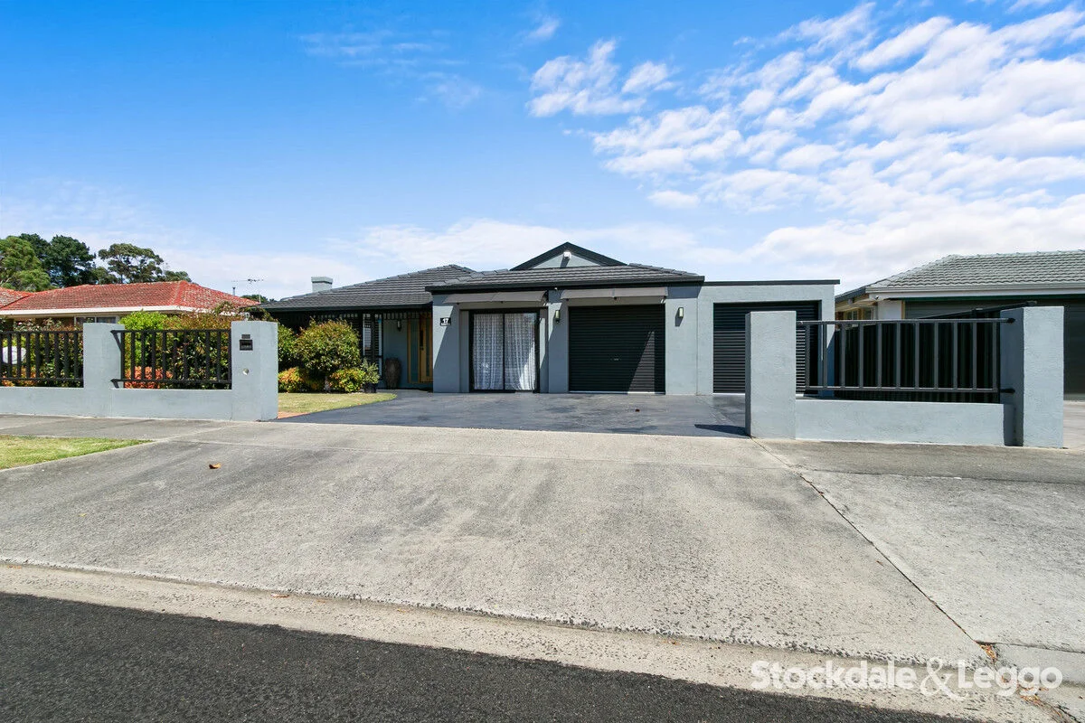 17 Swallow Grove, Traralgon, Vic 3844