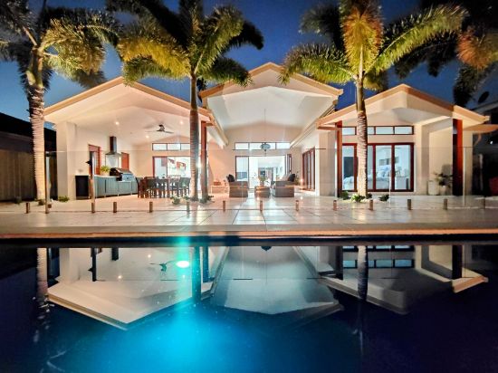 17 The Promontory, Banksia Beach, Qld 4507