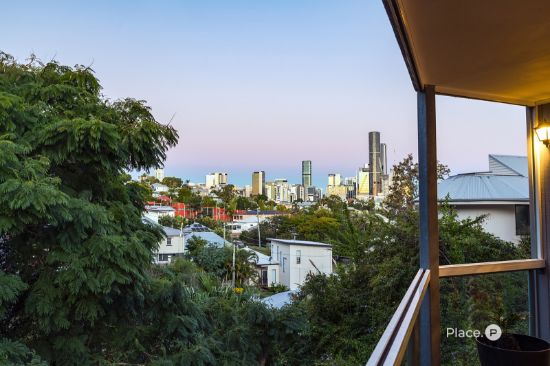 17 Upper Cairns Terrace, Paddington, Qld 4064