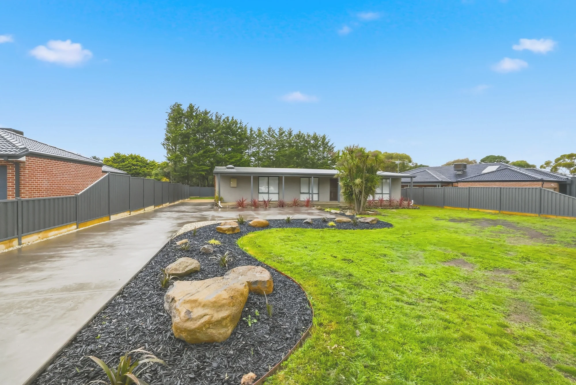 17A Gordon Crescent, Romsey, Vic 3434