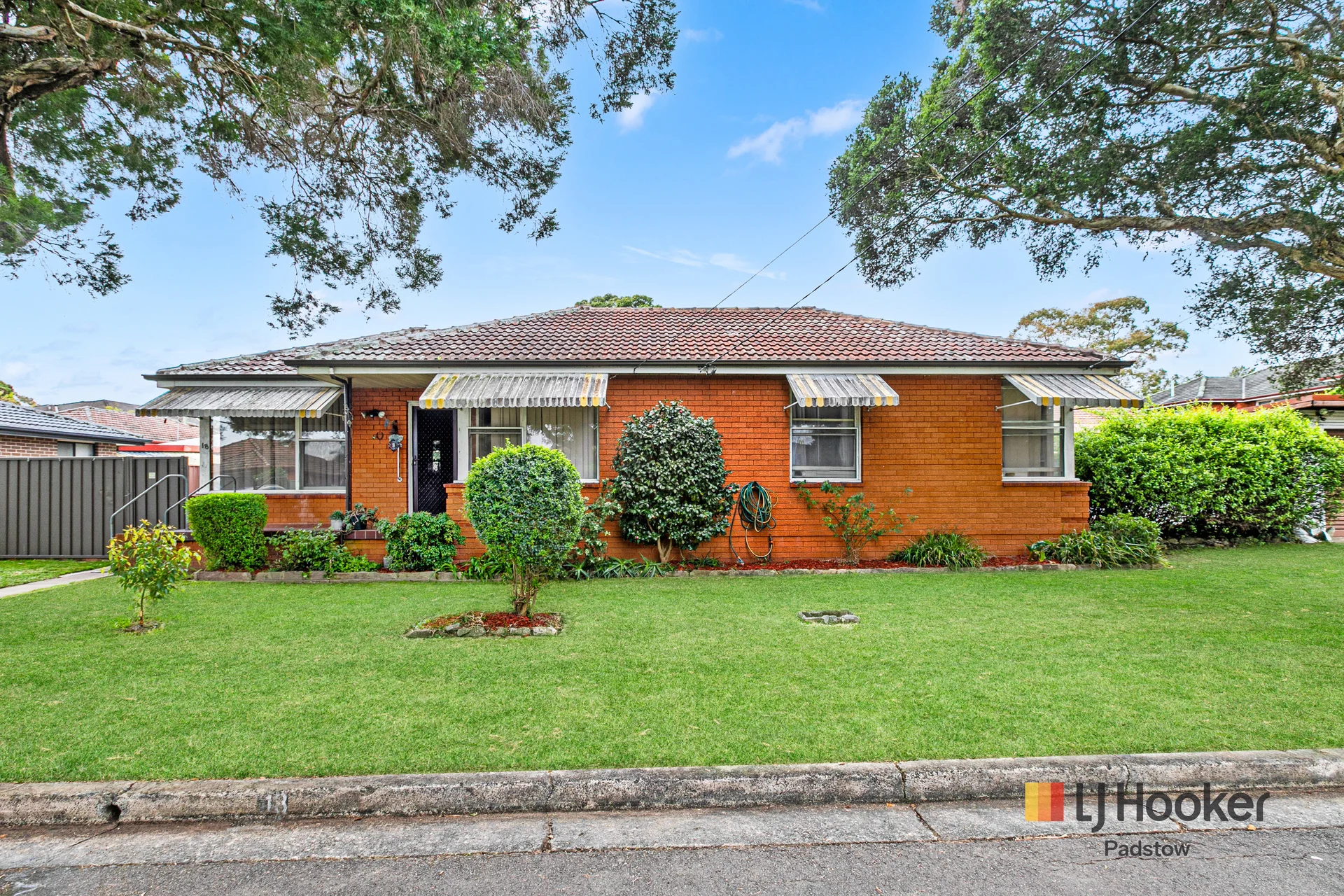 18 Bradley Crescent, Wiley Park, NSW 2195