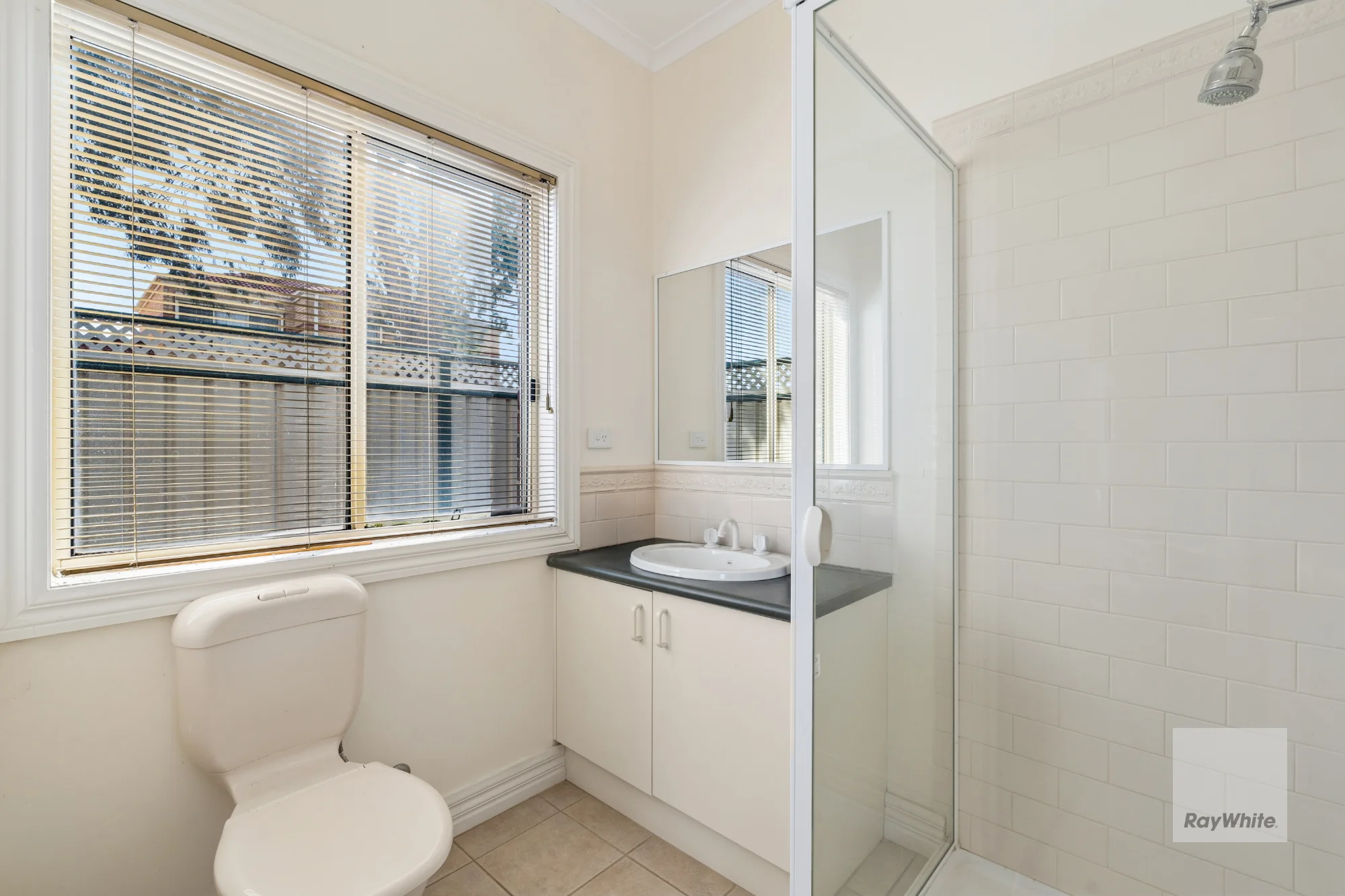 18 Bungarim Wynd, Sydenham, Vic 3037