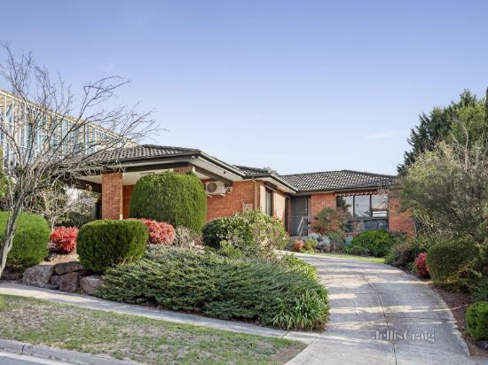 18 Crofton Terrace, Doncaster East, Vic 3109