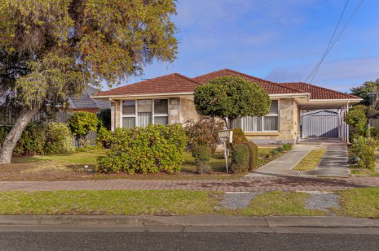 18 Dundee Avenue, Seaton, SA 5023