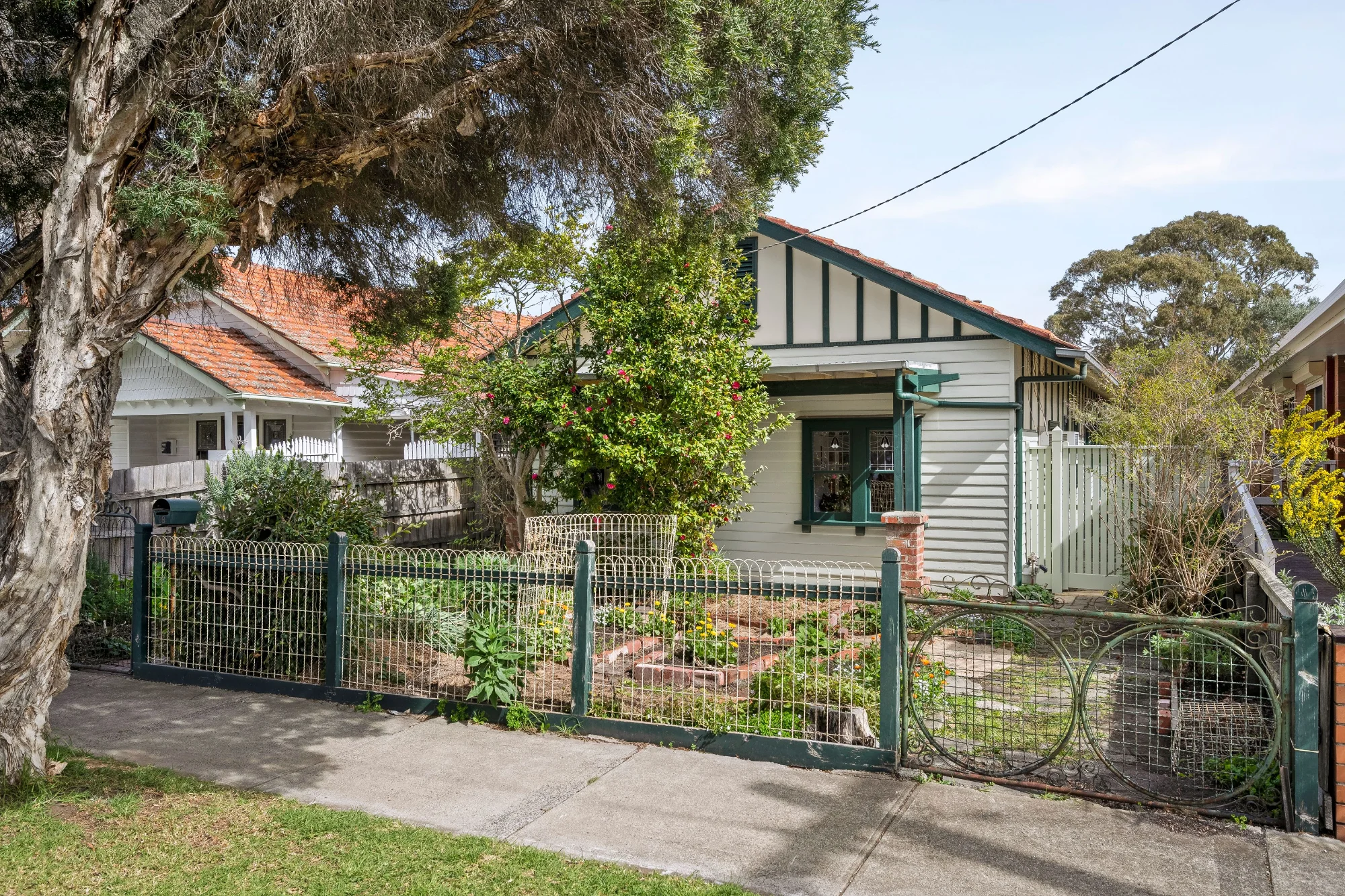 18 Fourth Avenue, Brunswick VIC 3056