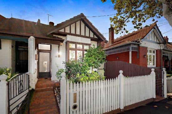 18 Godfrey Avenue, St Kilda East, Vic 3183