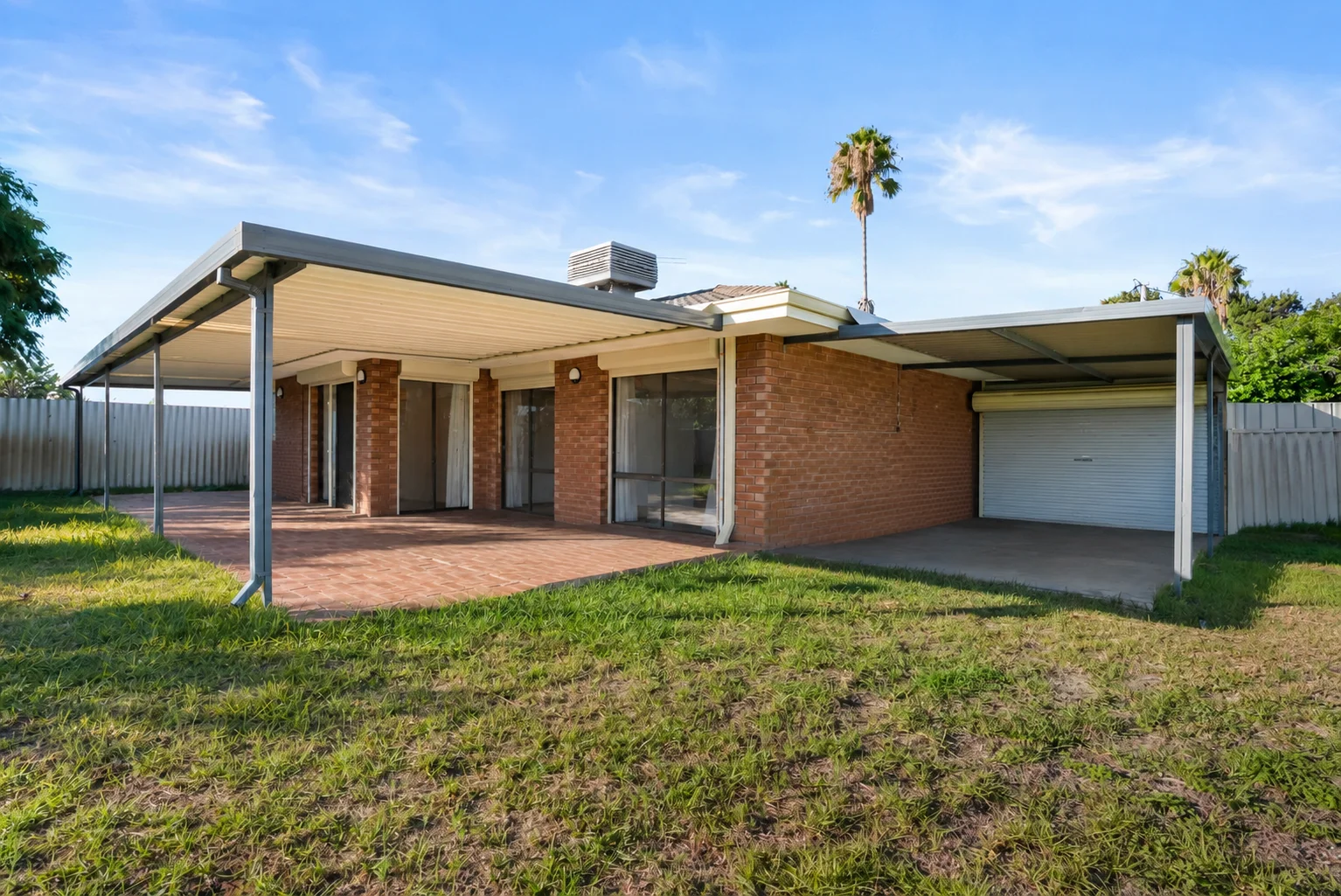 18 Jindarra Close, Cooloongup, WA 6168