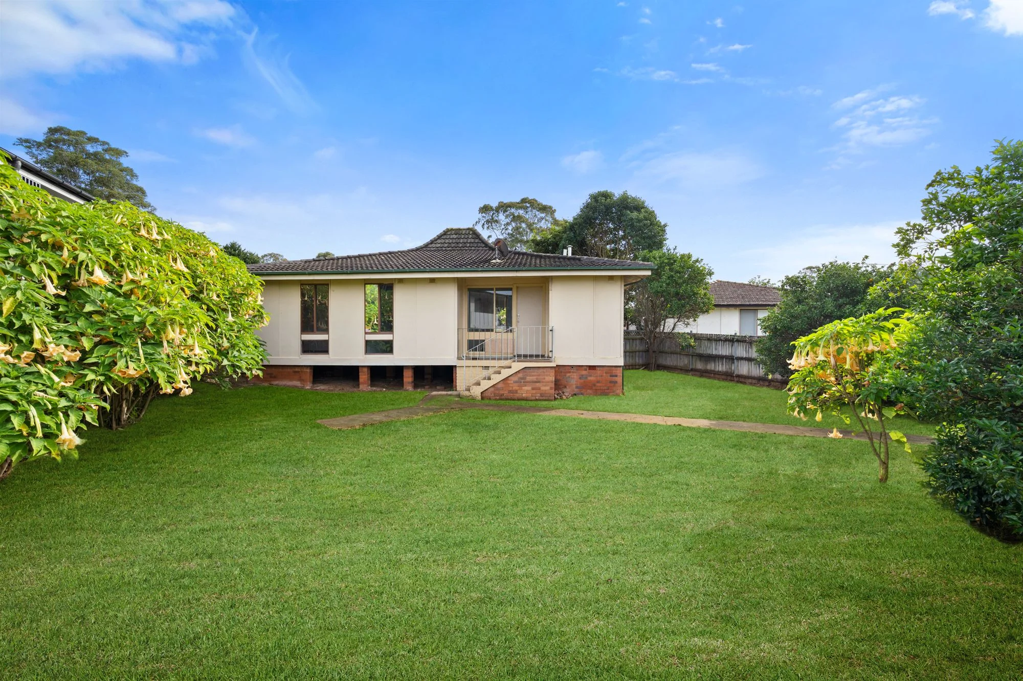 18 Karingal Place, Bradbury NSW 2560