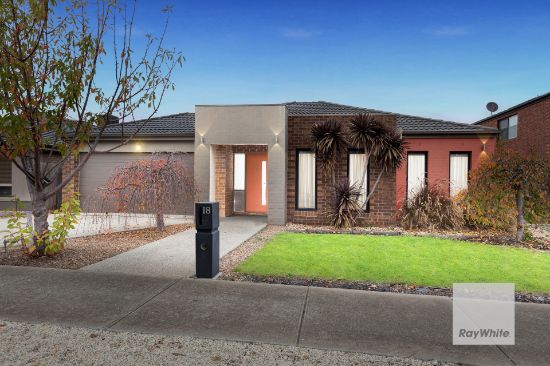 18 Kingston Drive, Taylors Hill, Vic 3037