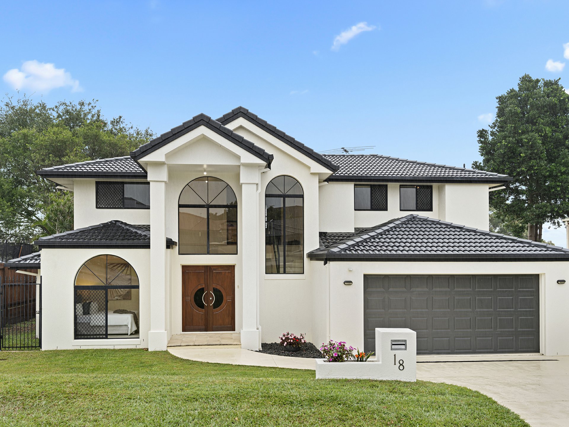 18 Maisie Place, Eight Mile Plains, Qld 4113 18 Maisie Place, Eight Mile Plains, Qld 4113