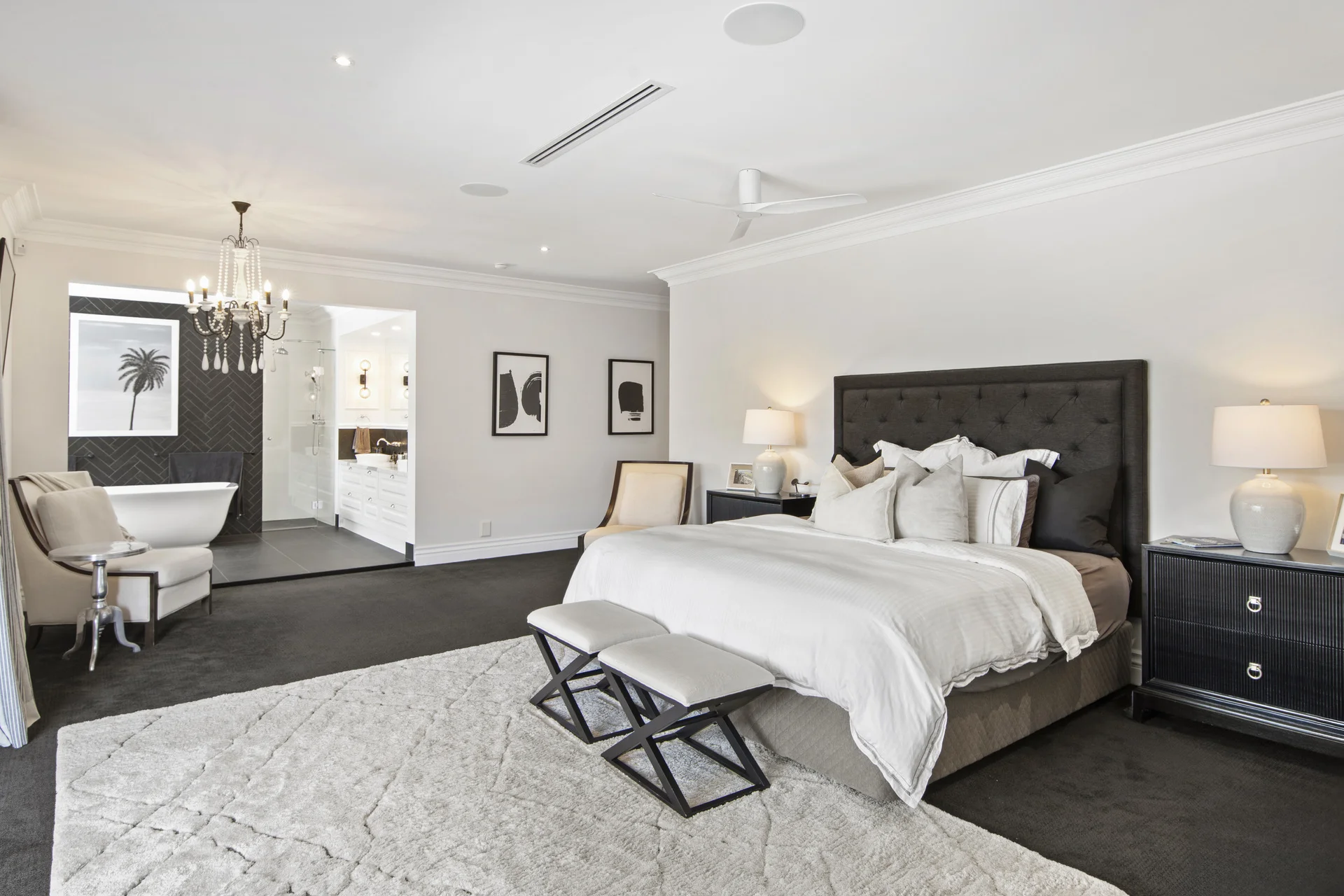 18 Maryland Avenue, Carrara, Qld 4211