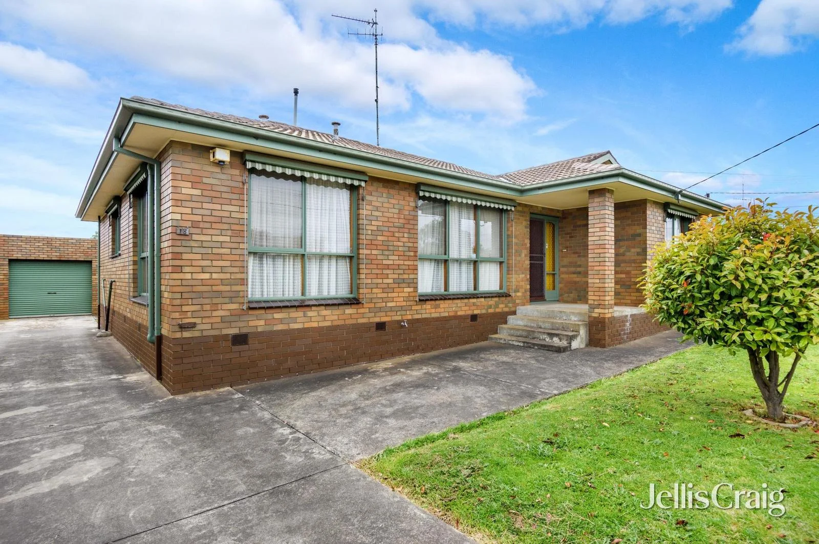 18 Ophir Street, Sebastopol, Vic 3356