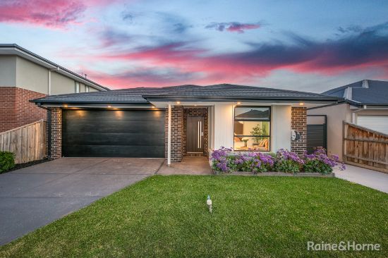 18 Pavillion Circuit, Sunbury, Vic 3429